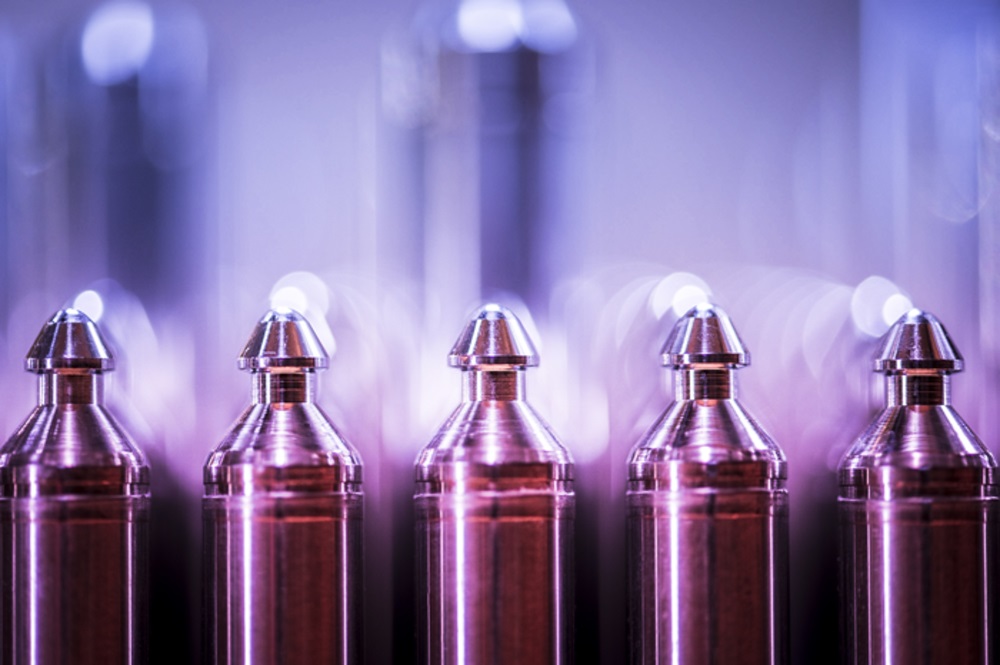 Treatment and recycling of used fuels