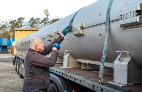 DN30 Sharing Group: a new service model for transporting enriched UF₆ for SMR/AMR